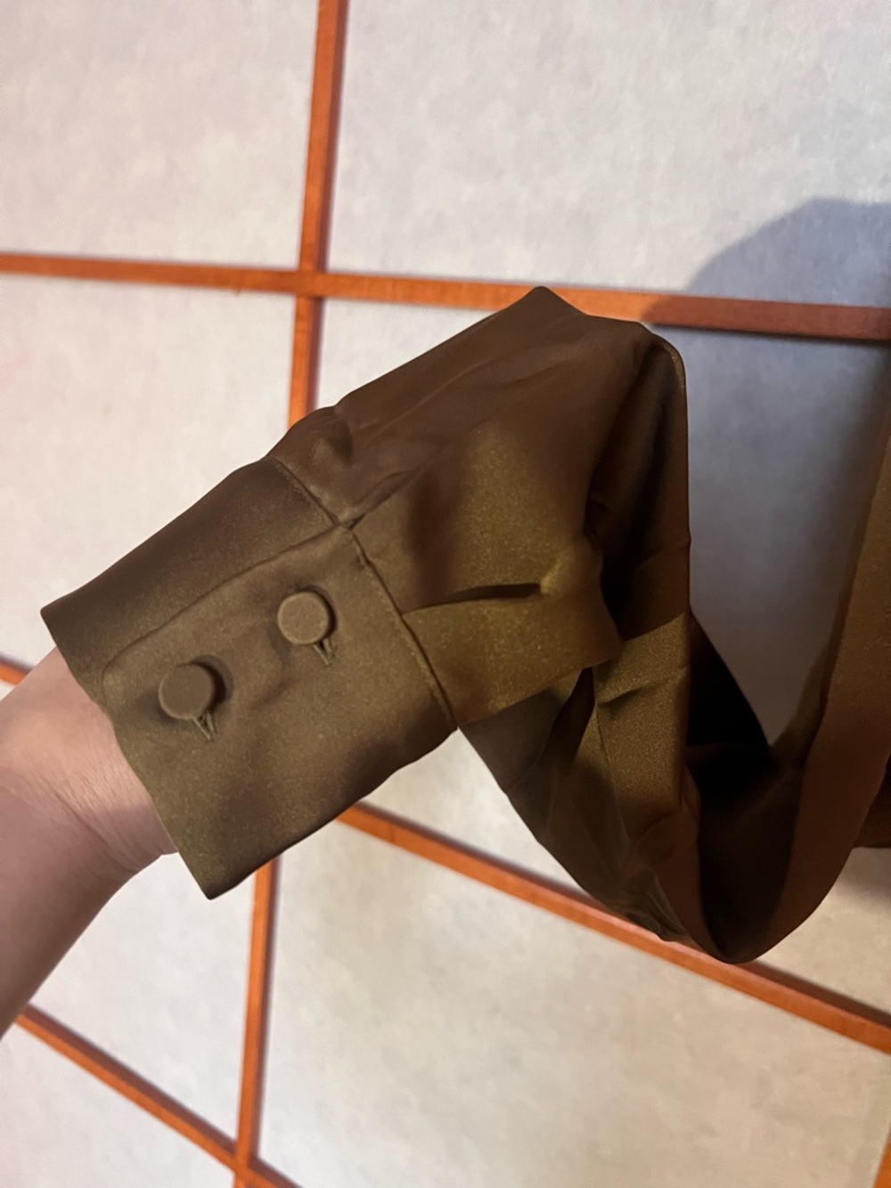NWOT Amour Vert Olive Satin Button Down Dress Large - Picture 4 of 7